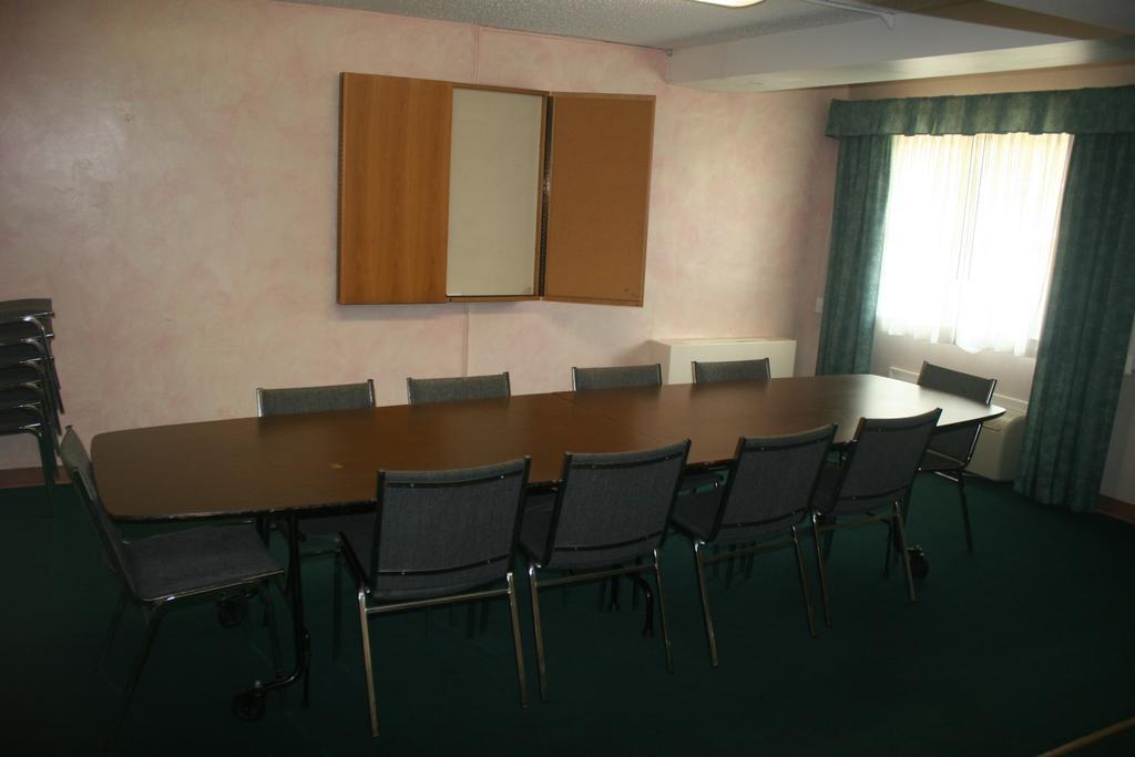 Fireside Inn & Suites Auburn Луистън Екстериор снимка
